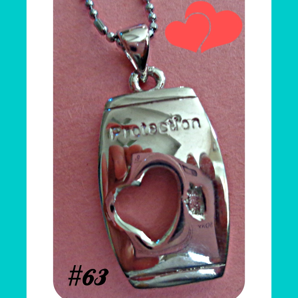 18krp Protection Necklace With Heart Designs